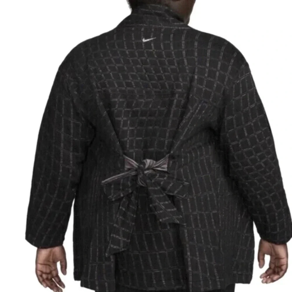 Nike oversized fit yoga Therma-Fit luxe jacket Sz. 1X New with Tags - Picture 3 of 10